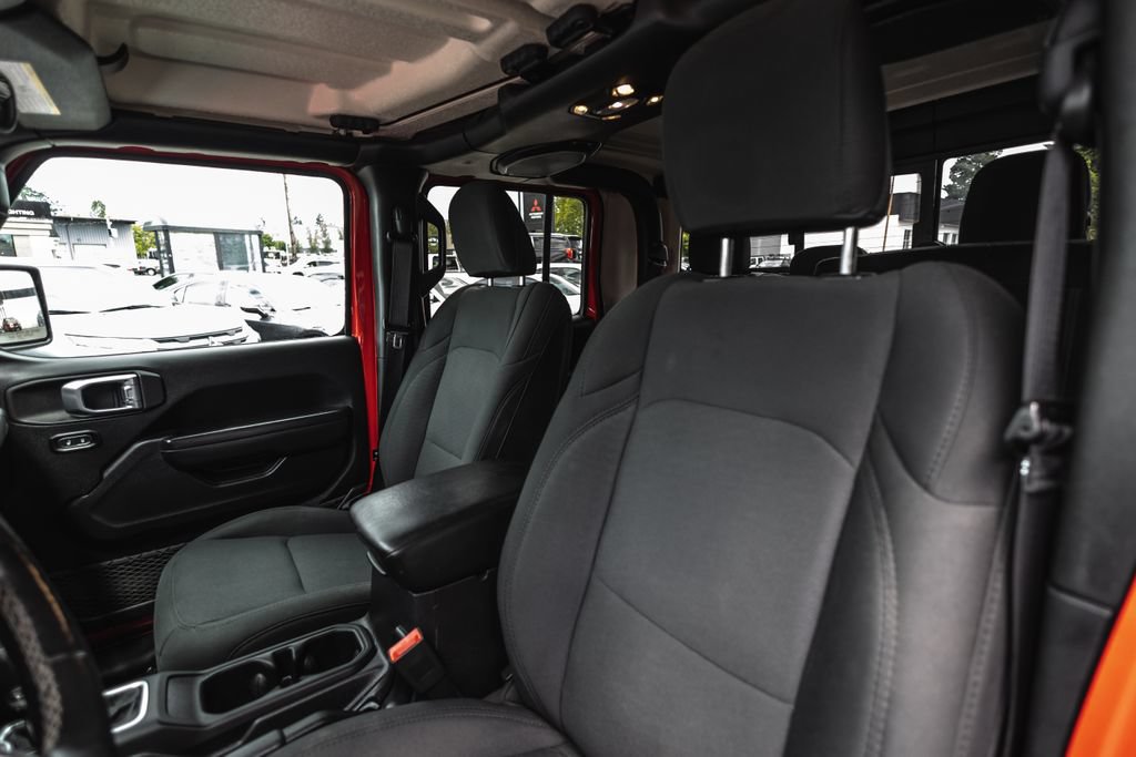 Used 2020 Jeep Gladiator Sport w/ Quick Order Package 24S AWD/4WD image 21