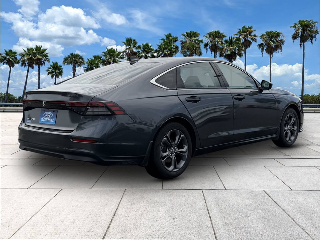 Used 2023 Honda Accord EX image 3