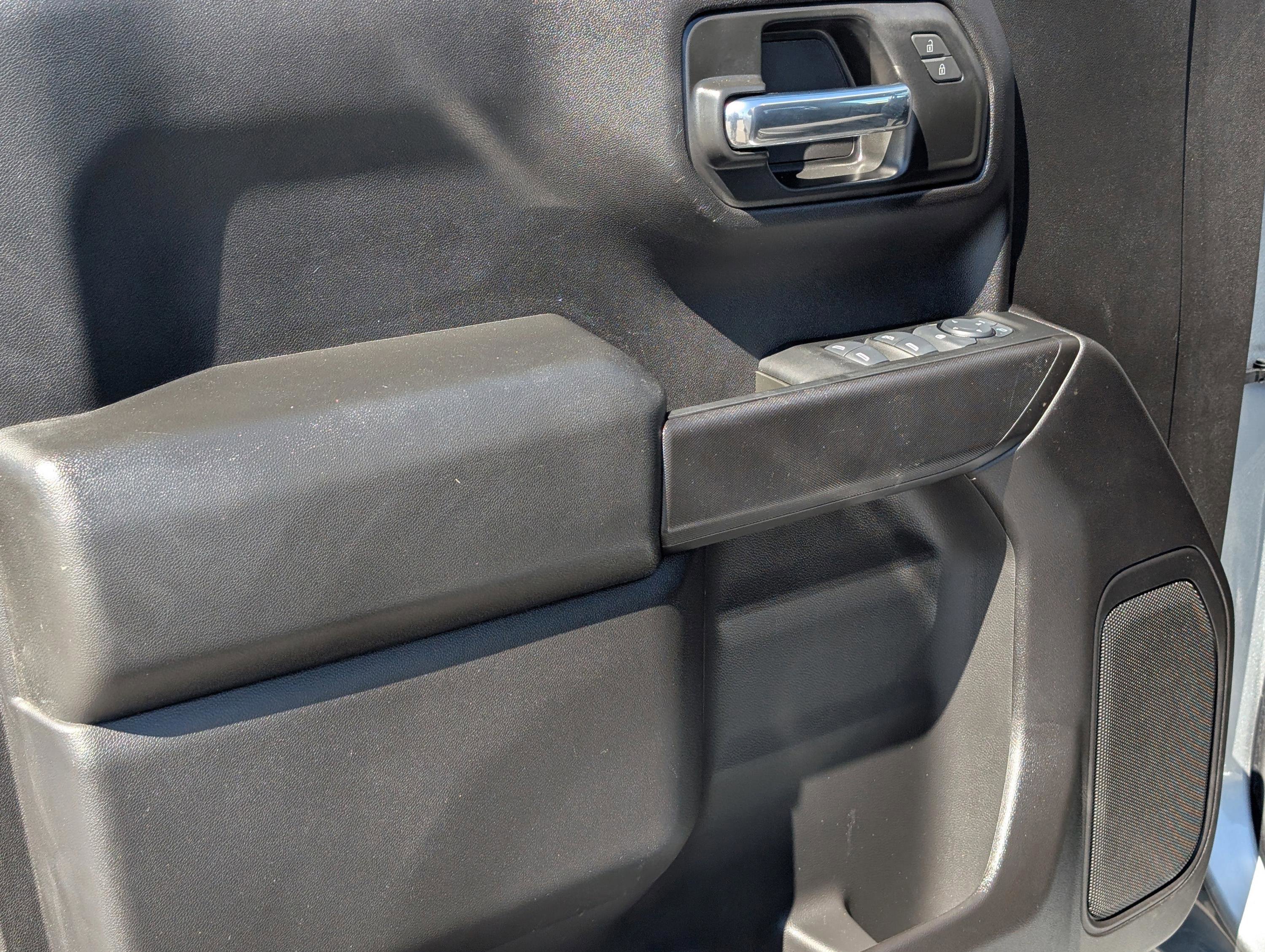 Used 2025 Chevrolet Silverado 1500 Custom image 15