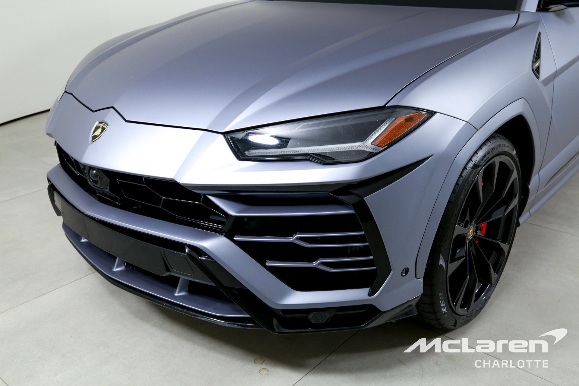 Used 2019 Lamborghini Urus image 37