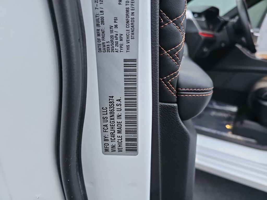 Certified 2022 Jeep Grand Cherokee Summit w/ Adv Protech Group IV image 34