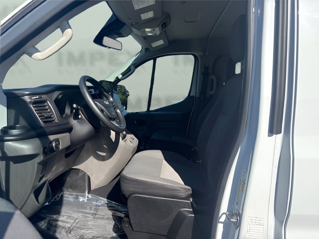 Used 2024 Ford Transit 350 XLT RWD image 9