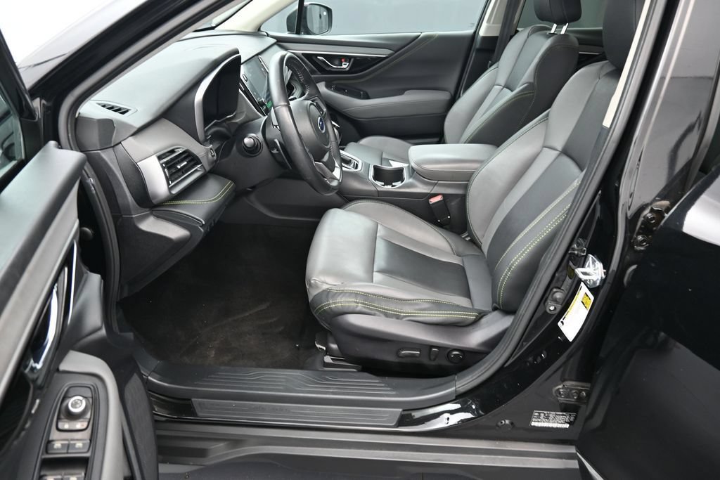 Used 2023 Subaru Outback Onyx Edition AWD/4WD image 17