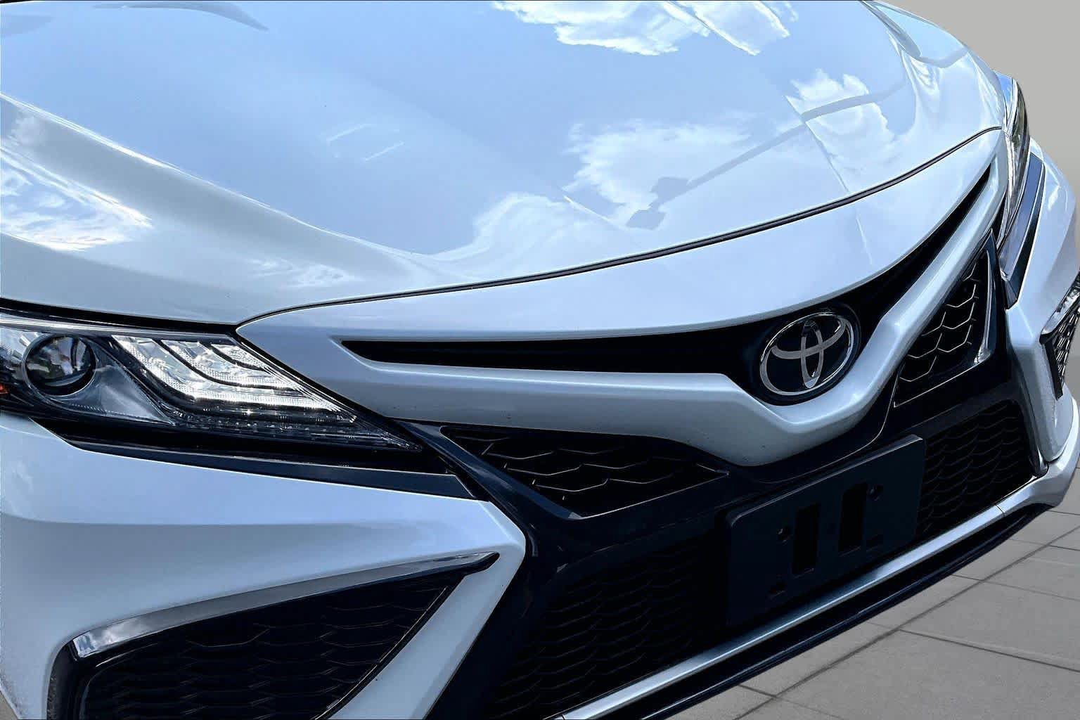 Used 2024 Toyota Camry XSE FWD image 30