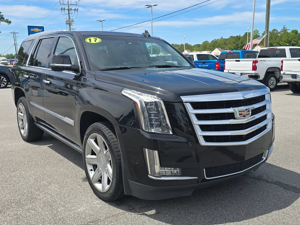 Used 2017 Cadillac Escalade Premium Luxury AWD/4WD image 7