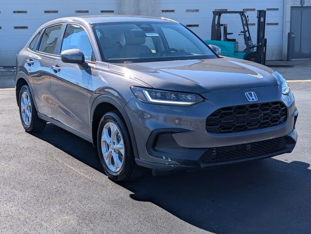 Used 2025 Honda HR-V LX image 3