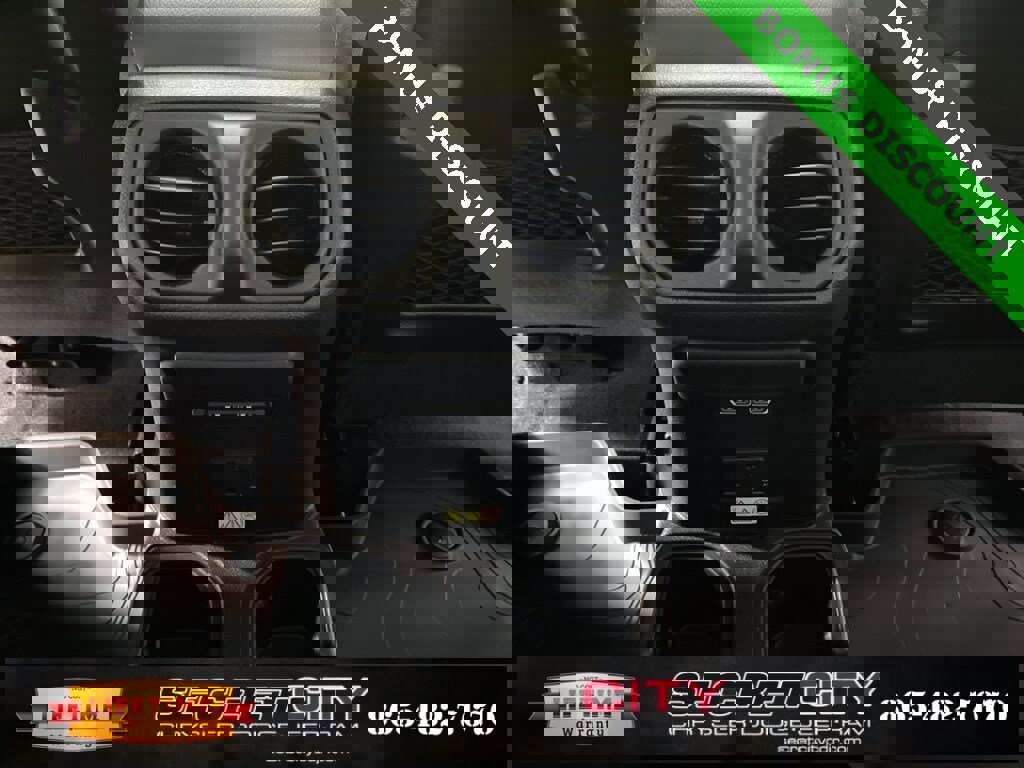 New 2025 Jeep Wrangler Rubicon w/ Steel Bumper Group image 27