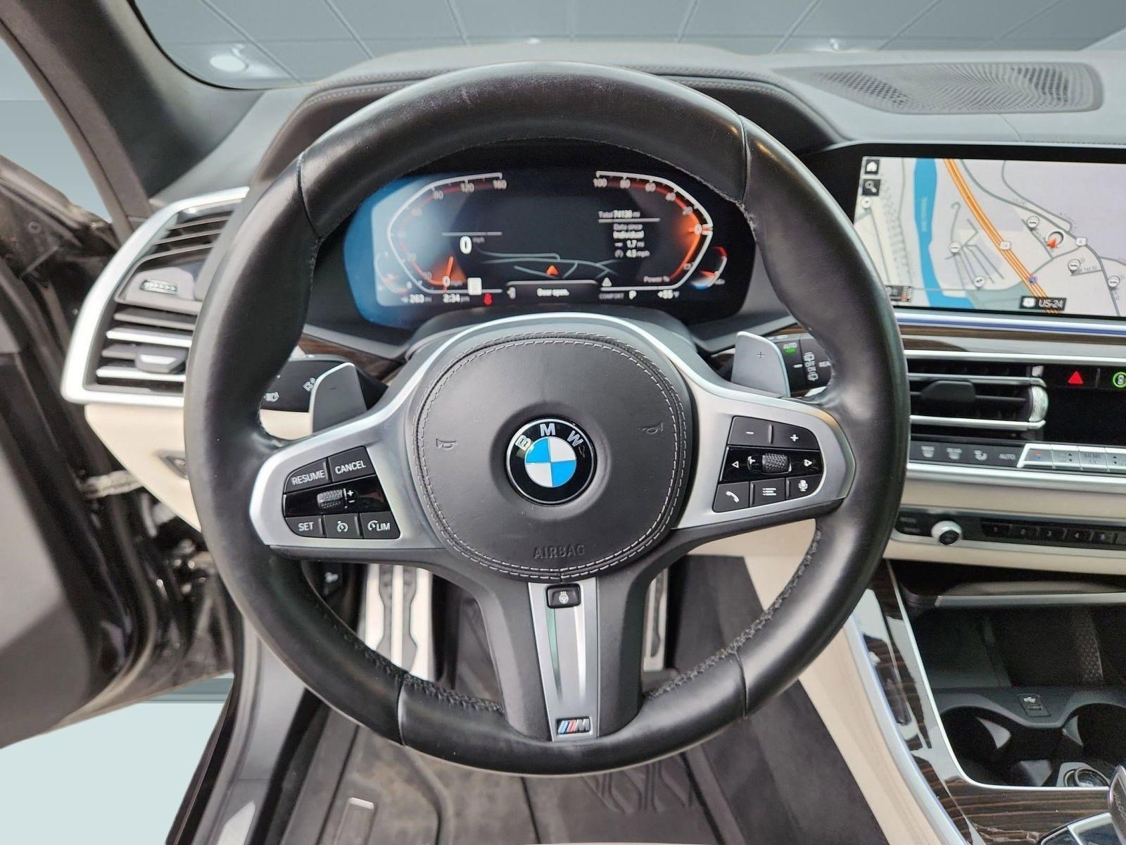 Used 2021 BMW X5 xDrive40i w/ M Sport Package image 12