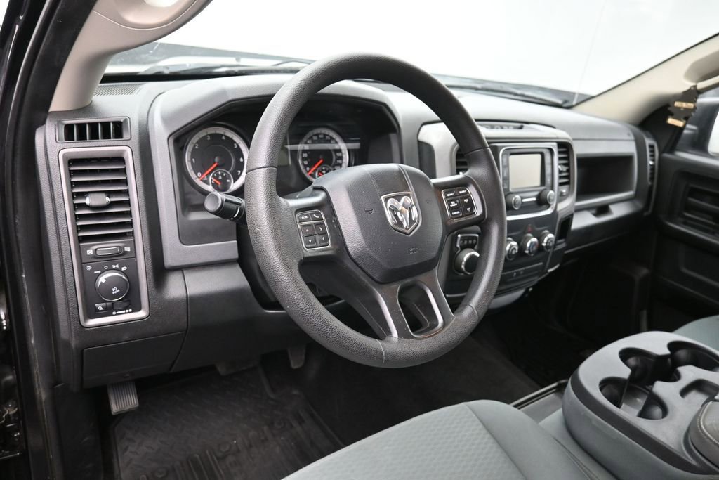 Used 2017 RAM 1500 Express RWD image 15