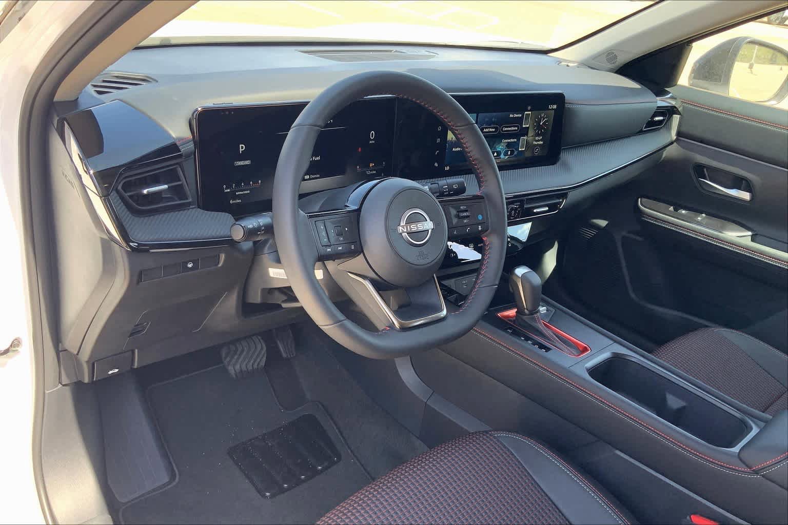 Certified 2025 Nissan Kicks SR image 8