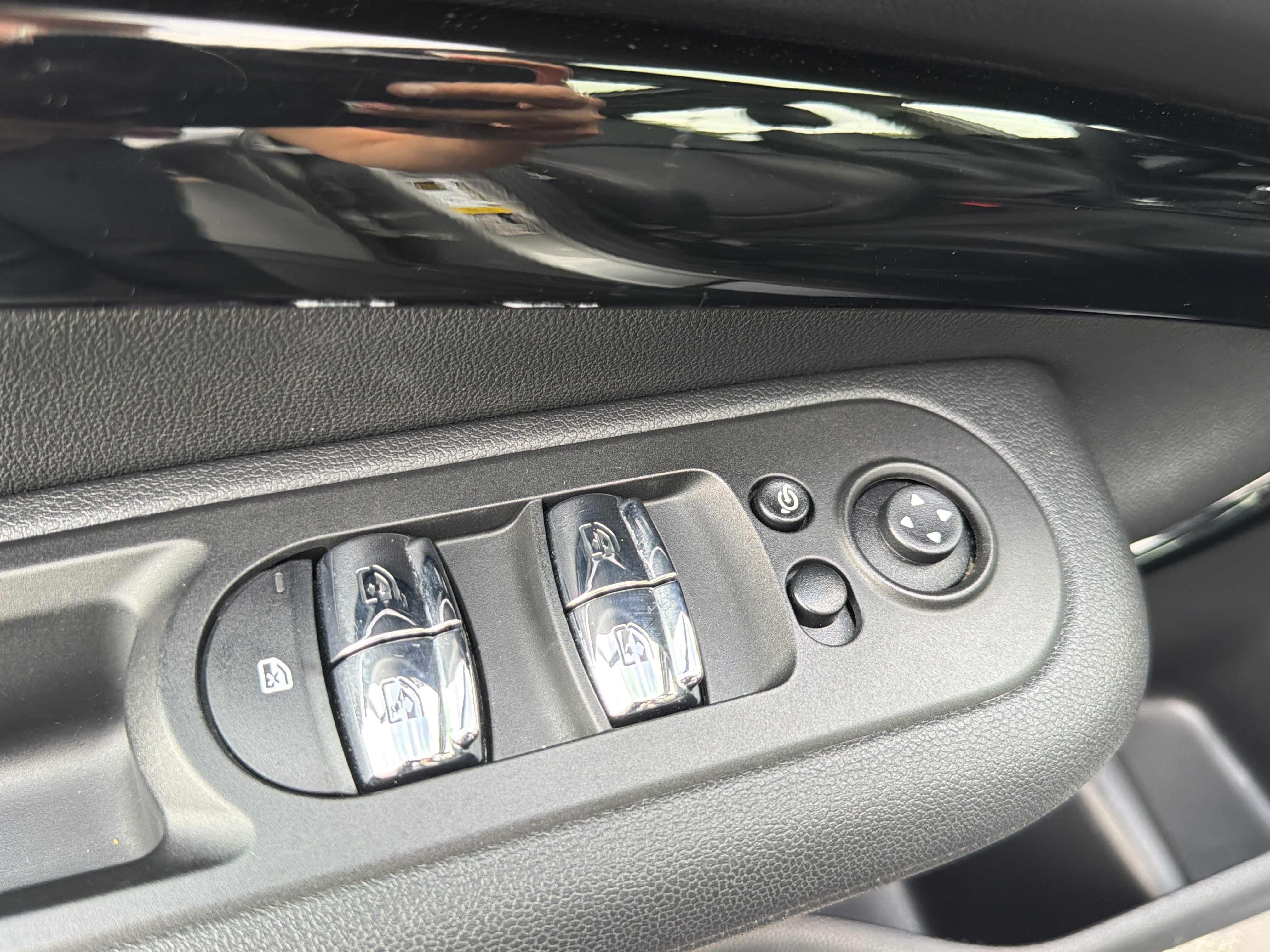 Used 2024 MINI Cooper Clubman S FWD image 59