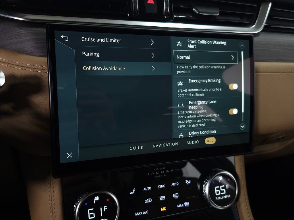 Used 2023 Jaguar F-PACE S image 27