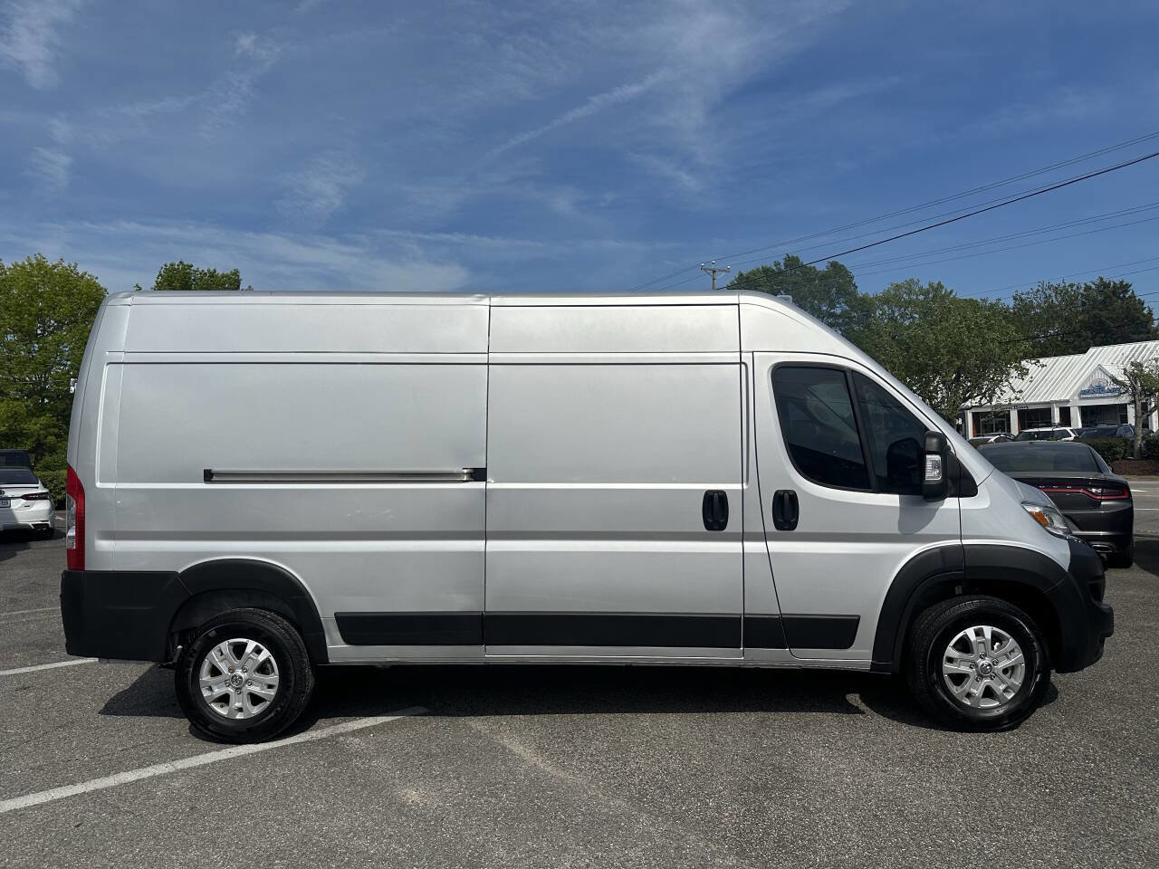 Used 2024 RAM ProMaster 3500 w/ Quick Order Package 22G SLT FWD image 5