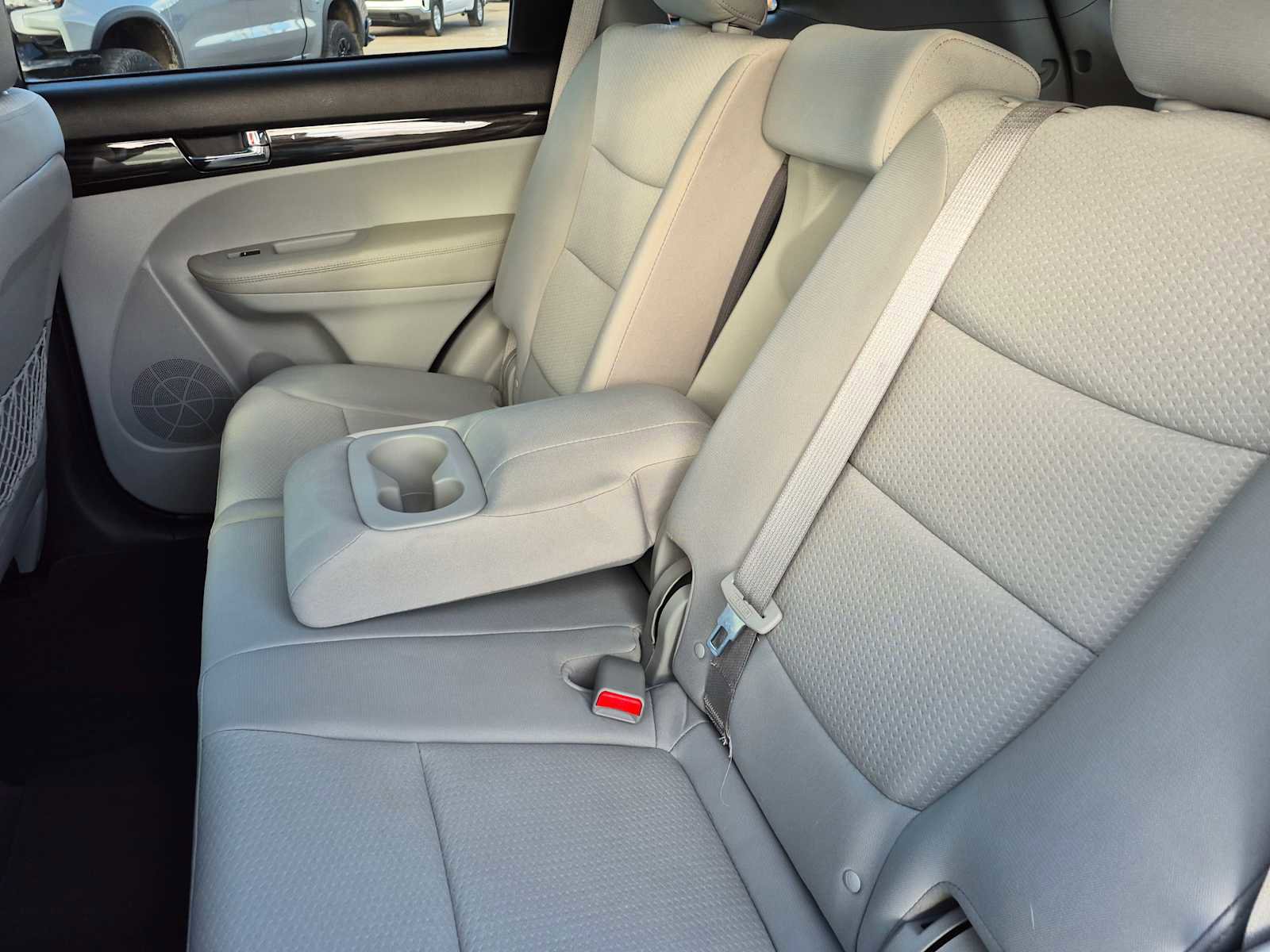 Used 2013 Kia Sorento LX w/ Convenience Pkg image 30