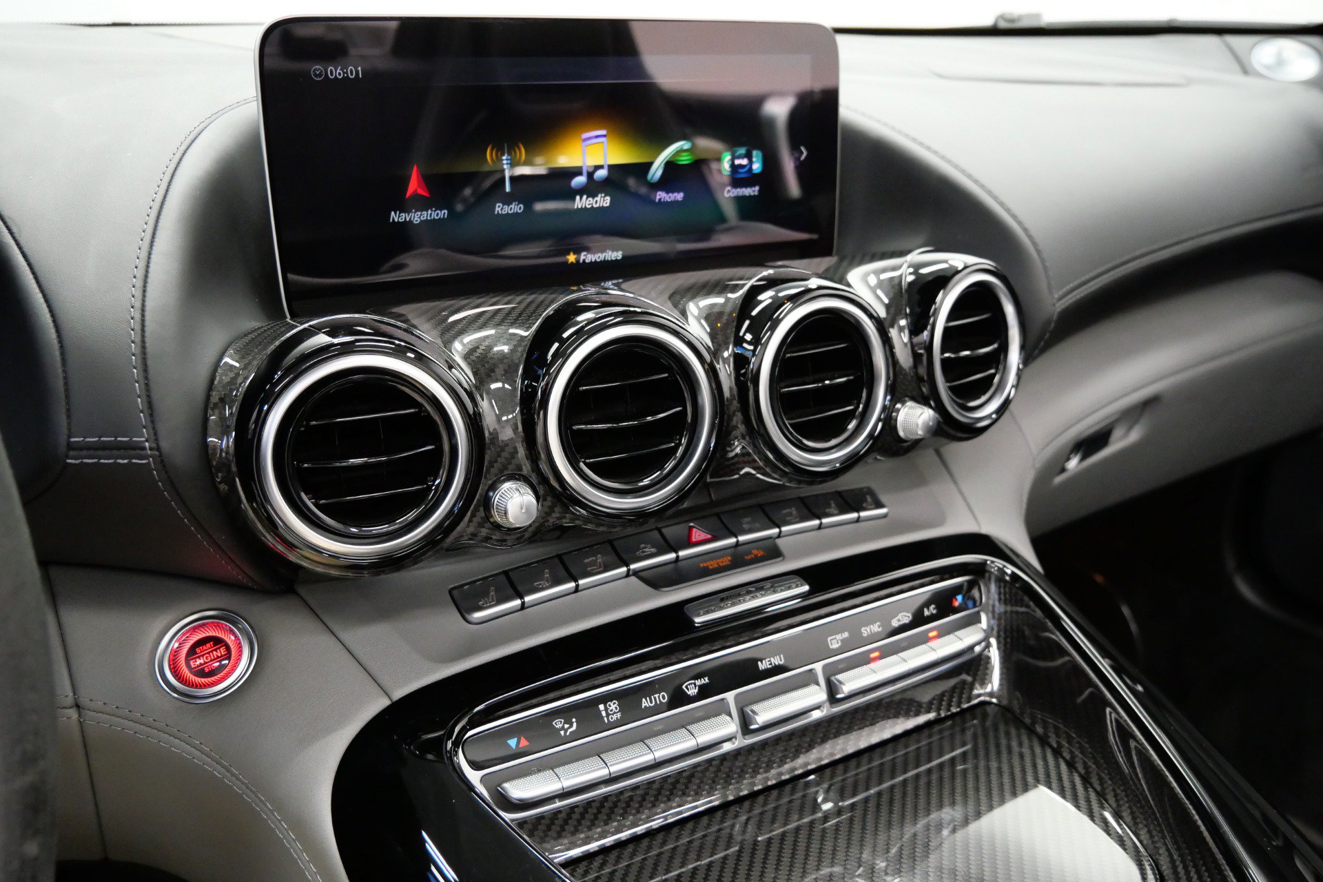 Used 2020 Mercedes-Benz AMG GT R image 16