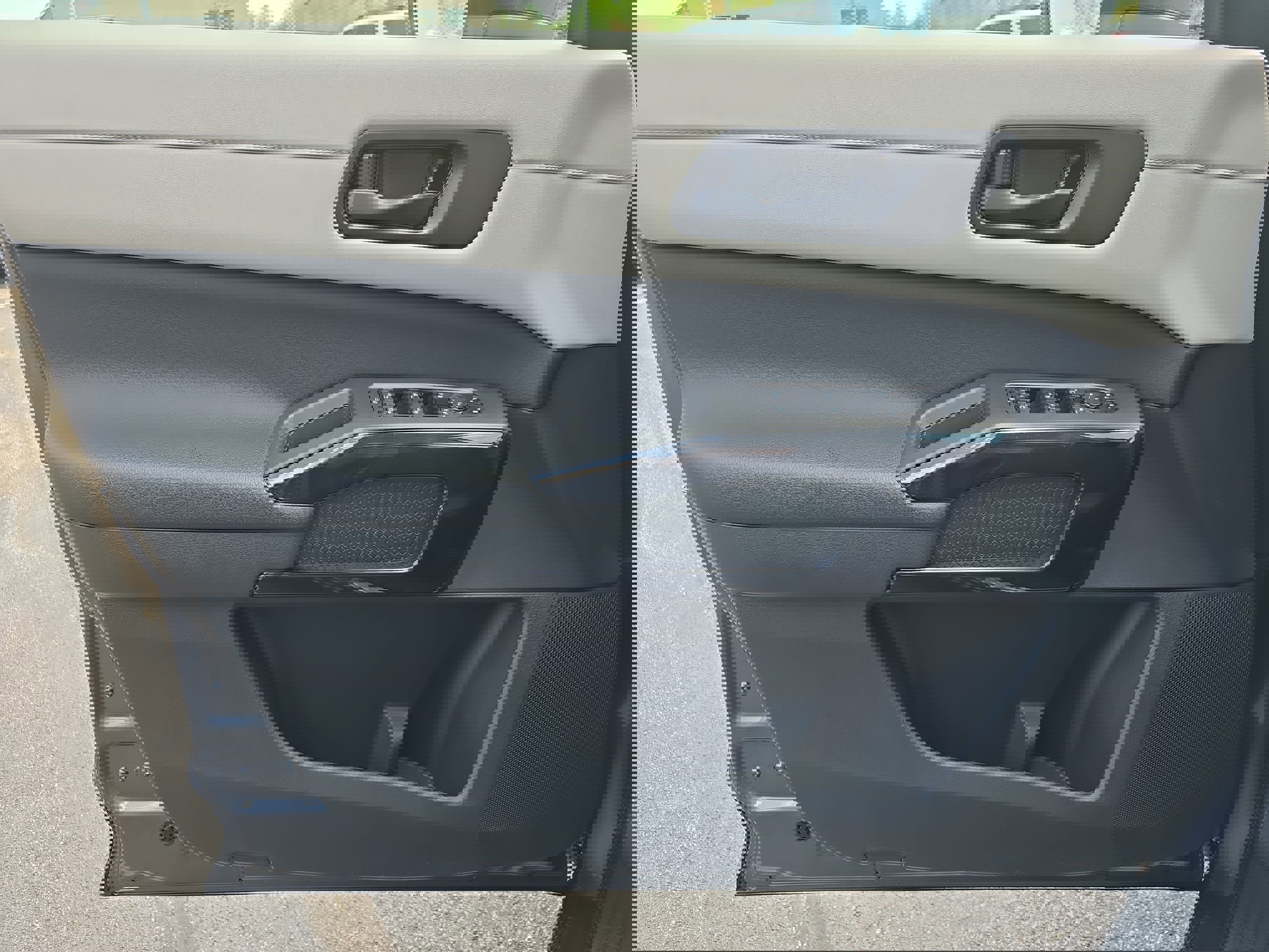 Used 2024 Nissan Pathfinder SV w/ SV Premium Package image 25