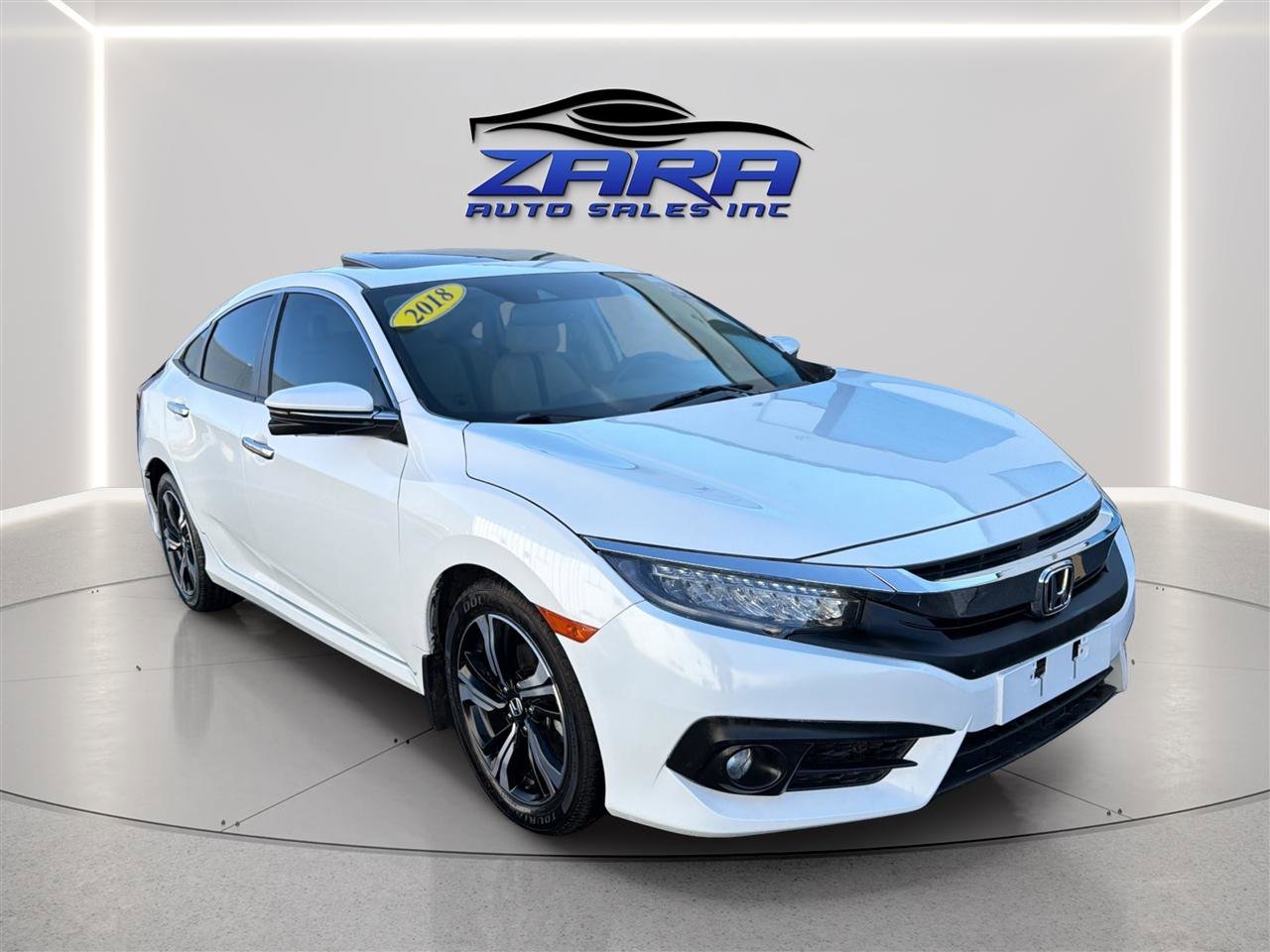 Used 2018 Honda Civic Touring image 9