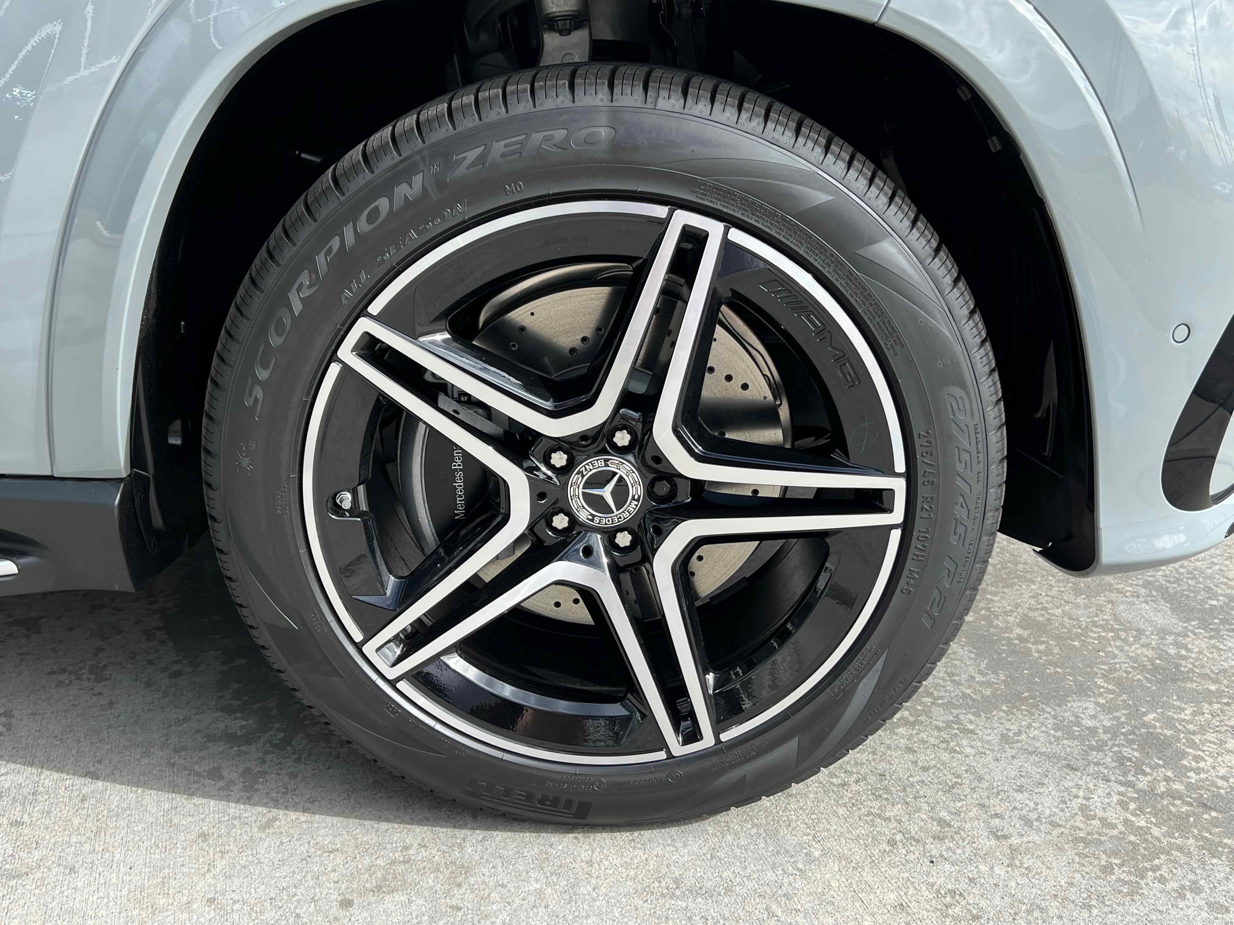 New 2026 Mercedes-Benz GLS 450 4MATIC image 5