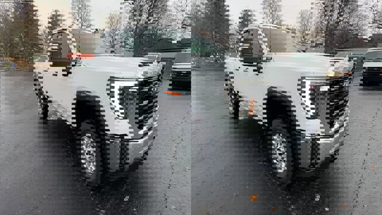 New 2026 GMC Sierra 2500 Pro w/ Convenience Package image 2