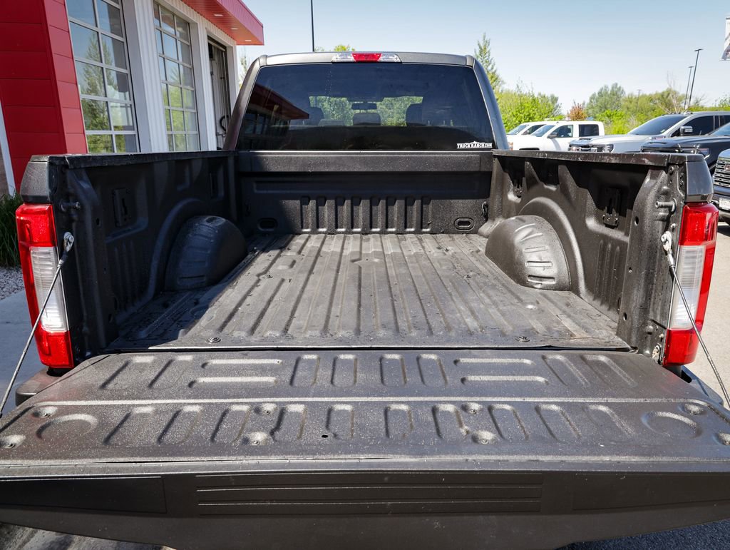 Used 2019 Ford F250 XLT w/ XLT Value Package AWD/4WD image 5