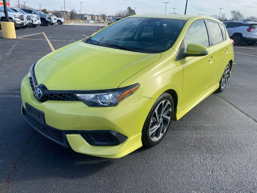 Used 2018 Toyota Corolla iM image 4