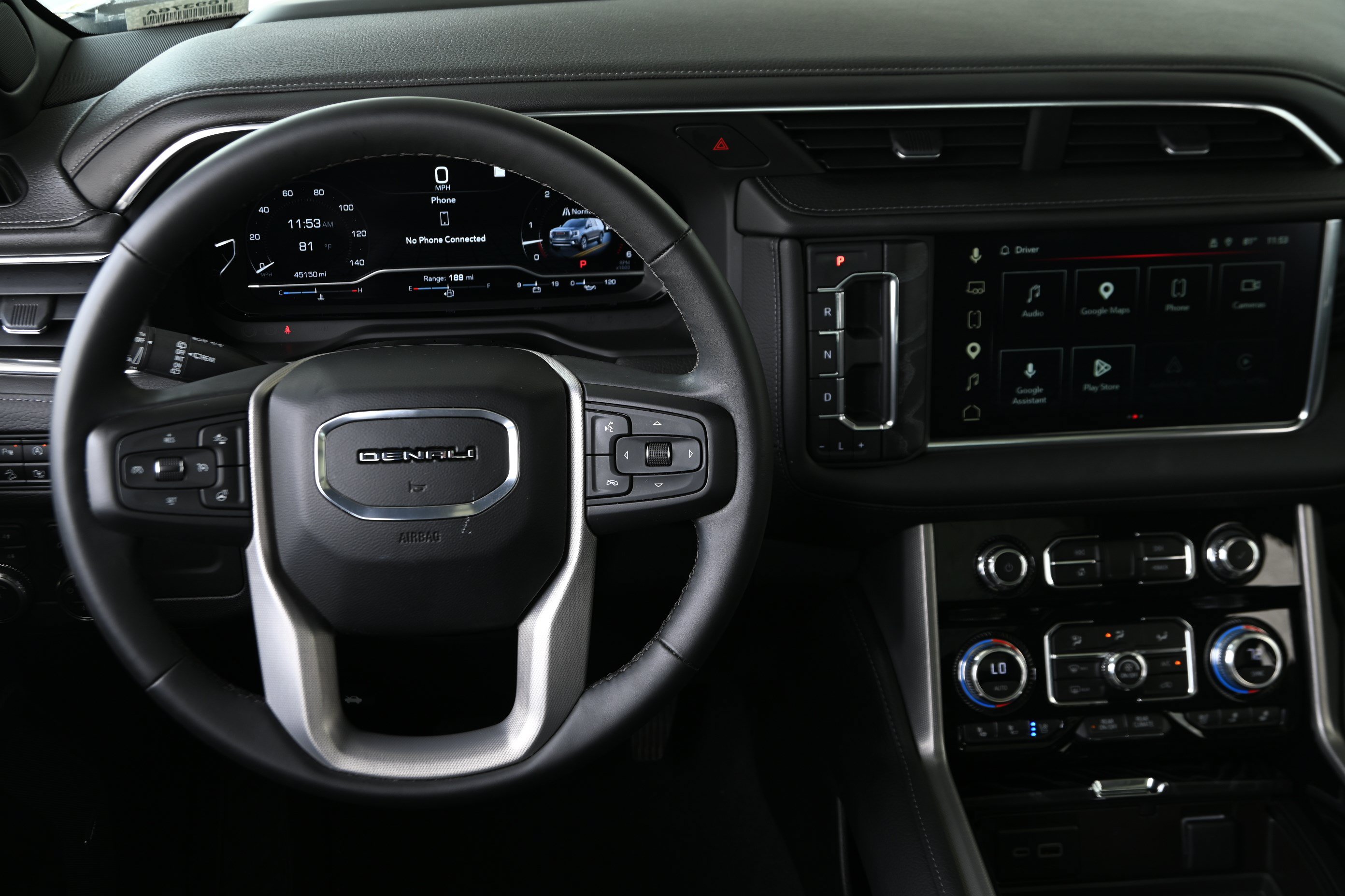 Used 2023 GMC Yukon XL Denali AWD/4WD image 16