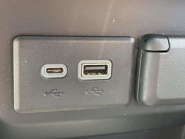Used 2020 Chevrolet Silverado 1500 RST AWD/4WD image 19