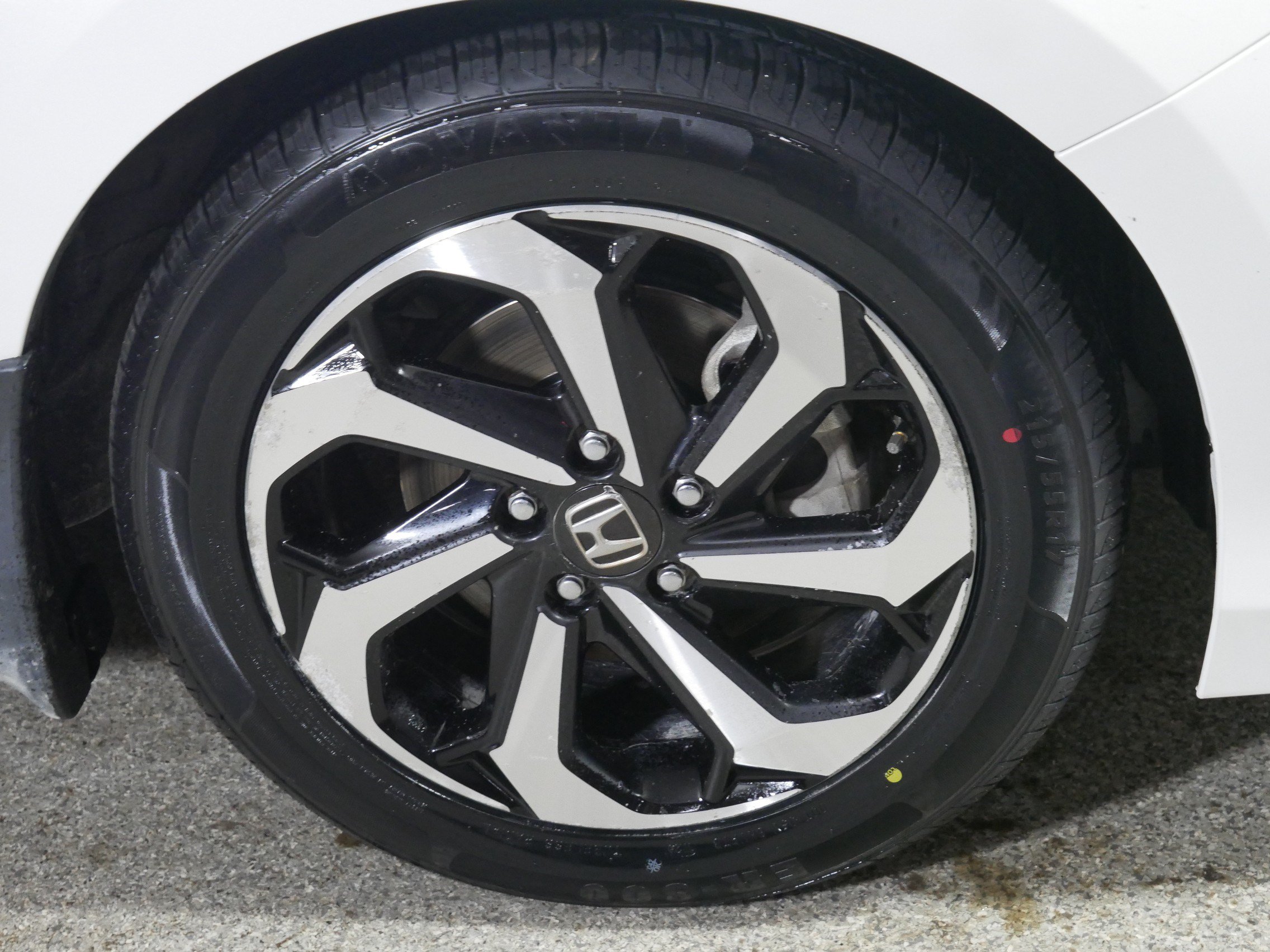 Used 2017 Honda Accord EX image 15
