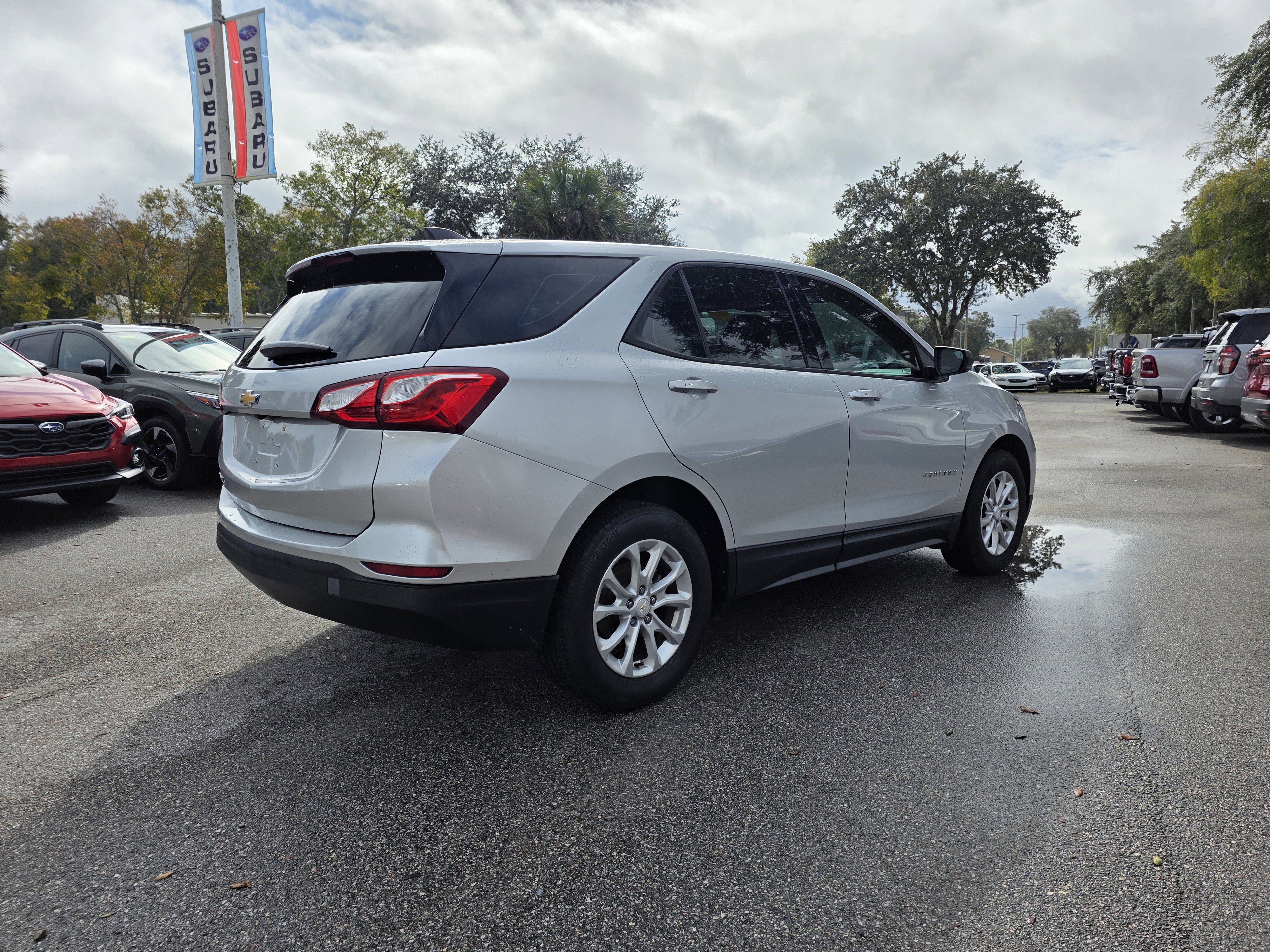 Used 2019 Chevrolet Equinox LS image 3
