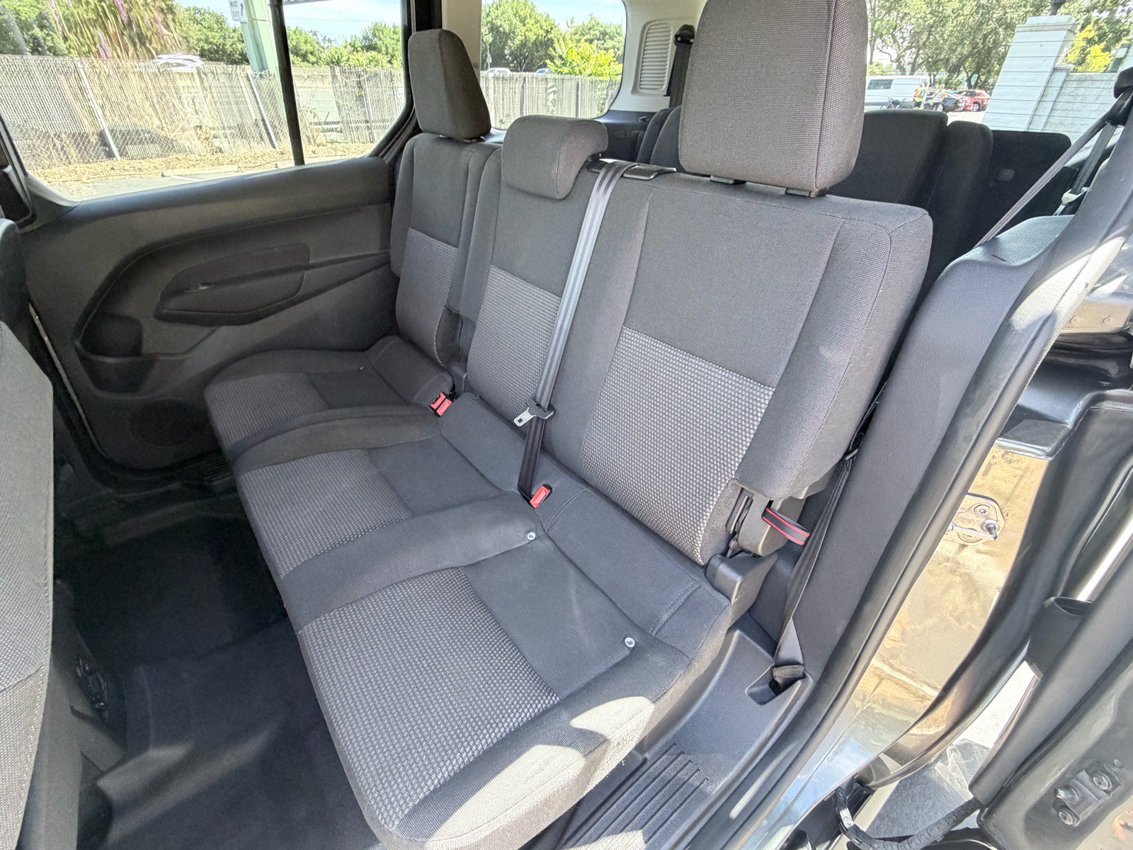 Used 2016 Ford Transit Connect XL FWD image 9