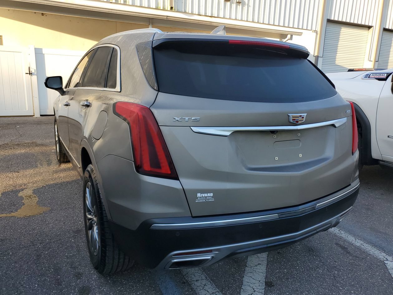 Used 2023 Cadillac XT5 Premium Luxury FWD image 3