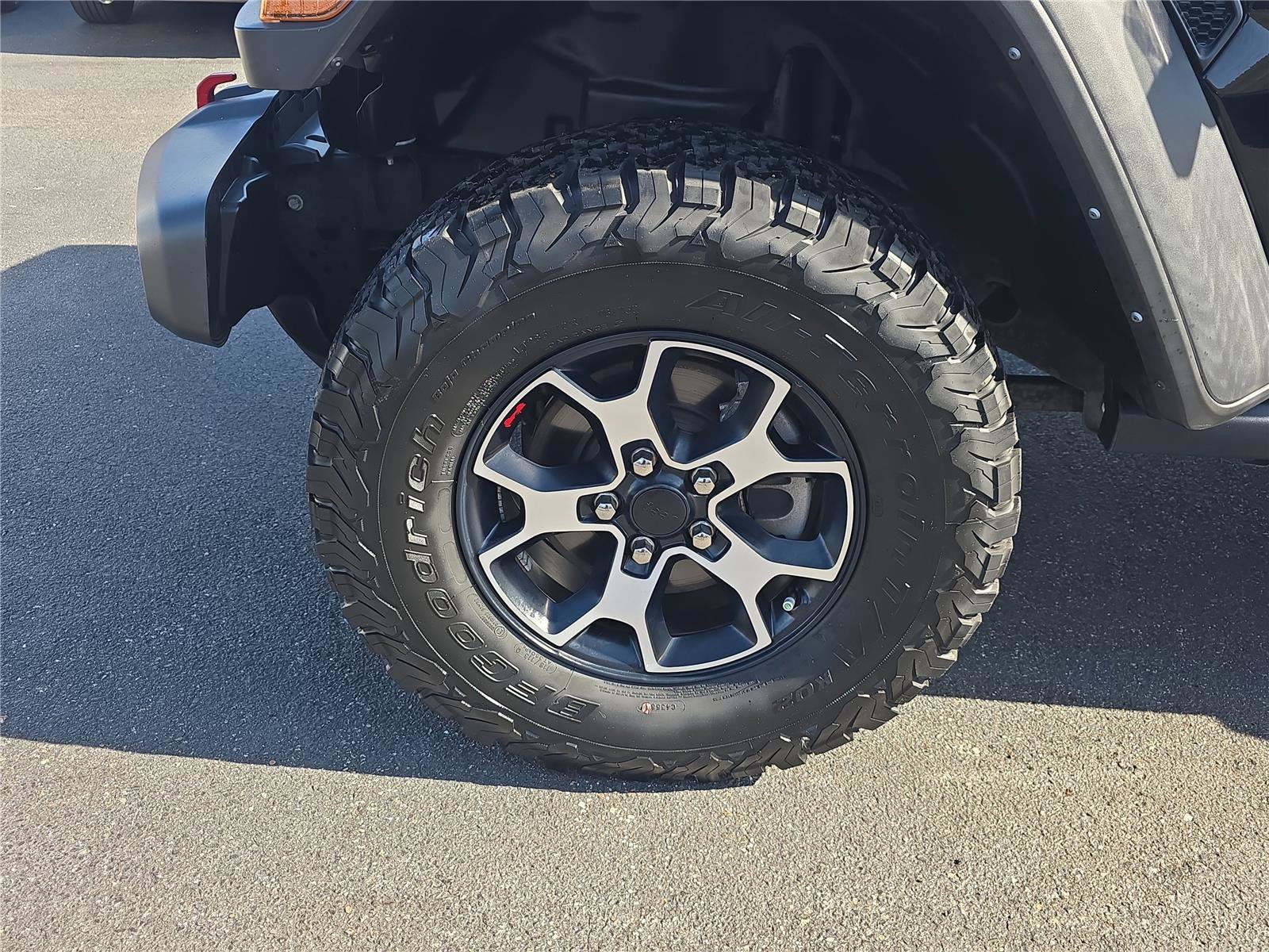 Used 2022 Jeep Wrangler Rubicon image 6