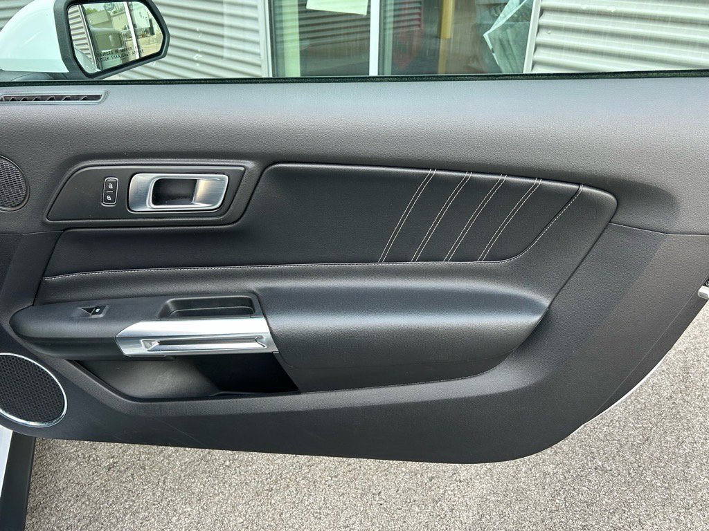 Used 2023 Ford Mustang Premium image 33