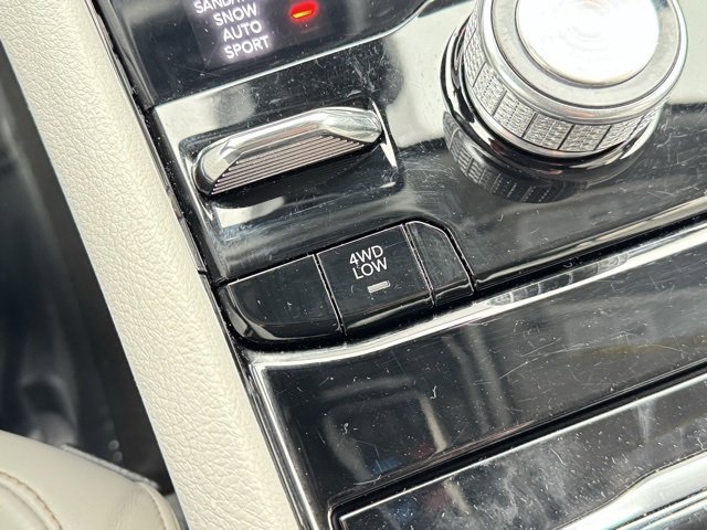 Used 2021 Jeep Grand Cherokee L Overland w/ Luxury Tech Group IV image 21