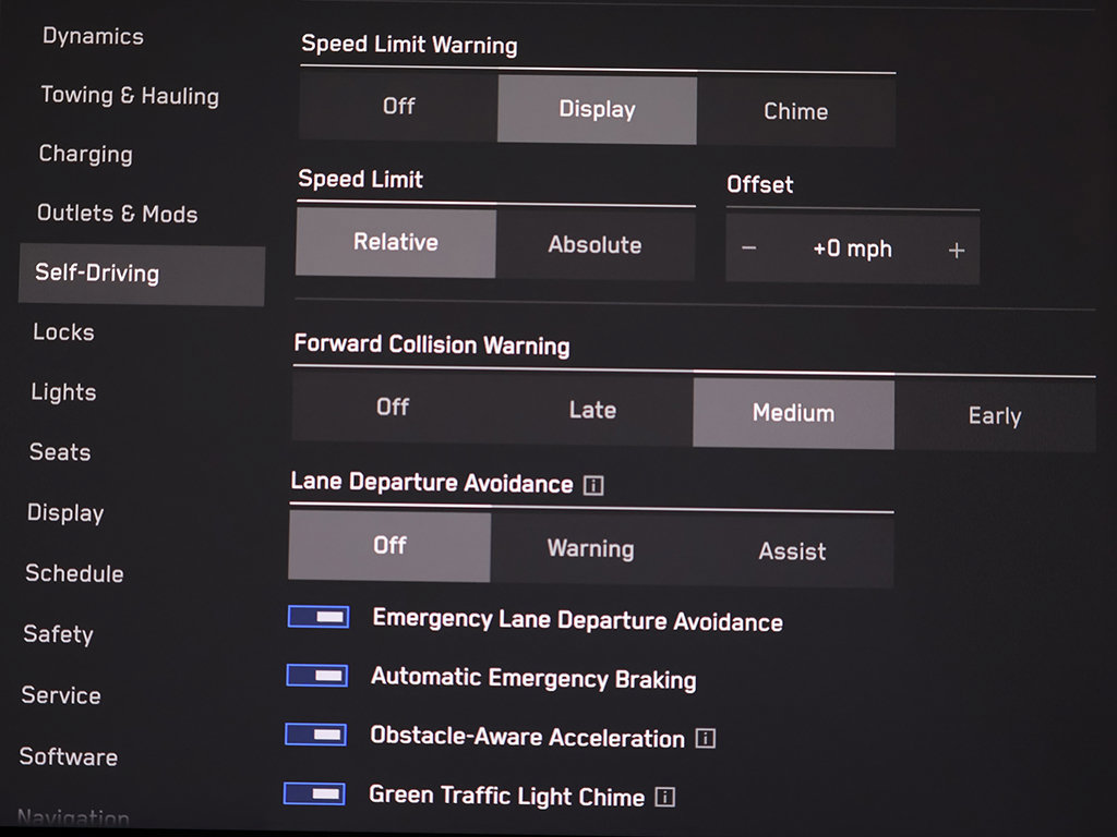 Used 2024 Tesla Cybertruck AWD Crew Cab image 47