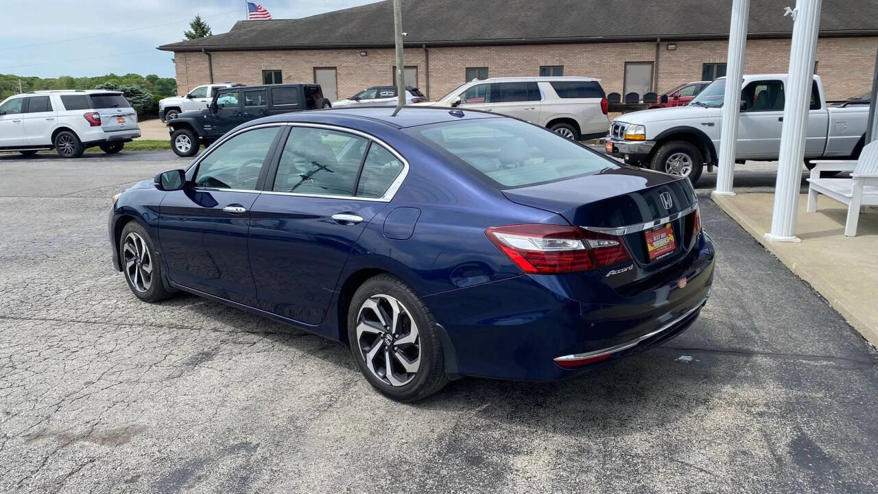 Used 2017 Honda Accord EX image 4