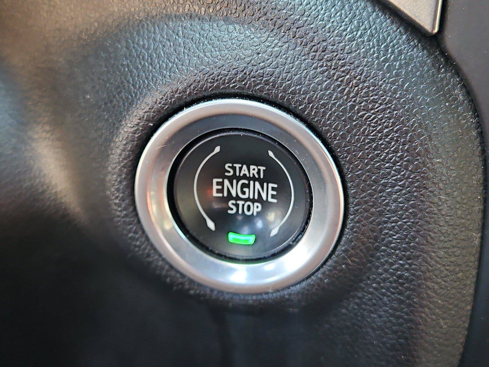 Used 2022 Chevrolet Silverado 1500 RST AWD/4WD image 31