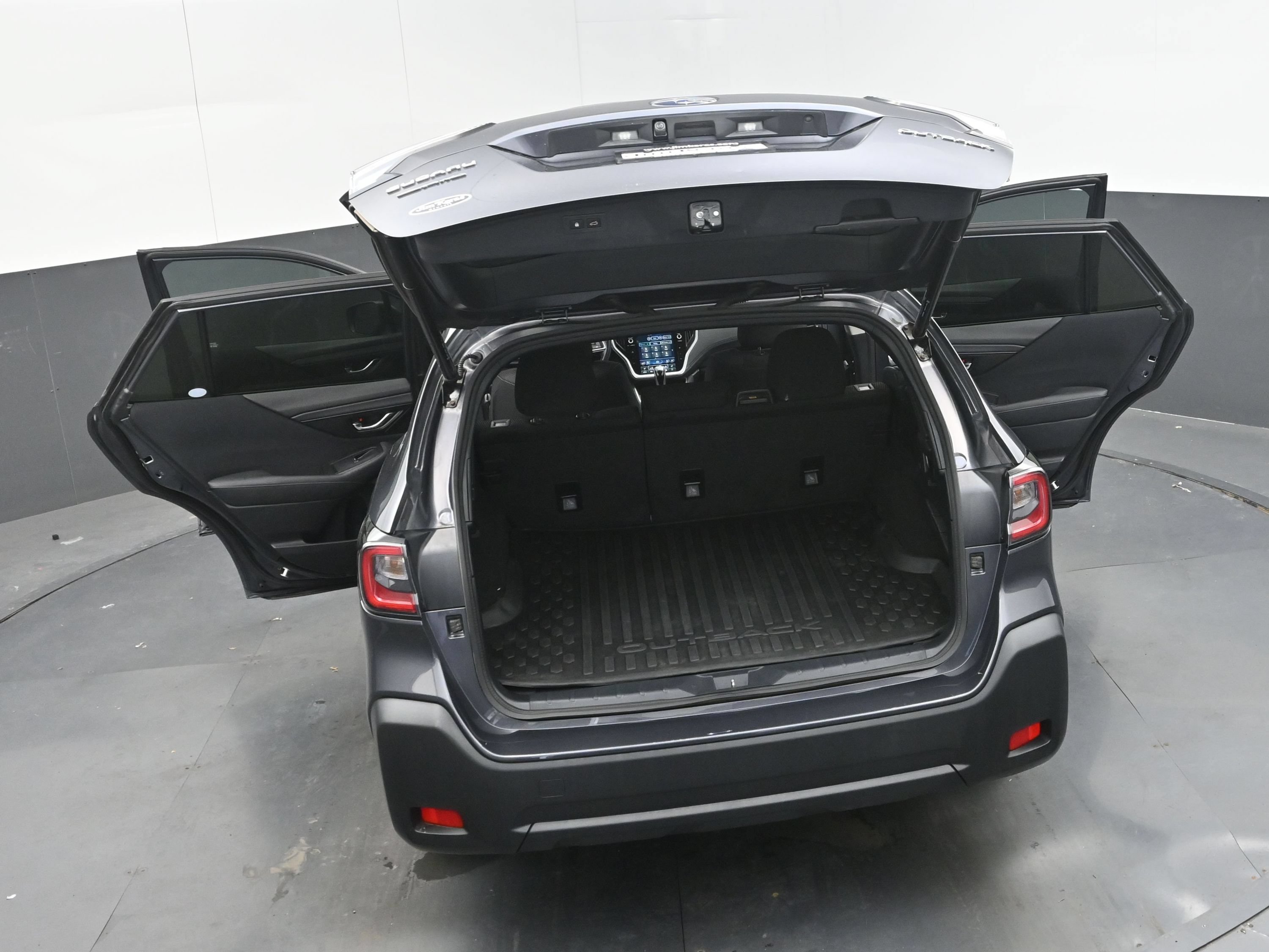 Used 2024 Subaru Outback Premium AWD/4WD image 44