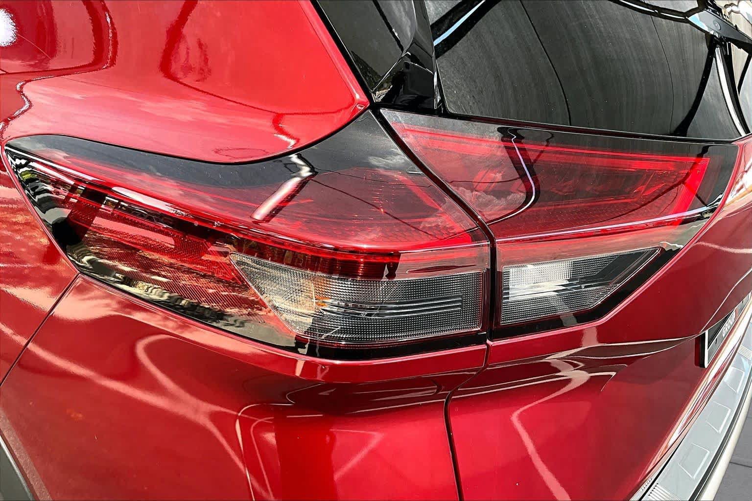 Used 2021 Nissan Rogue SV FWD image 29