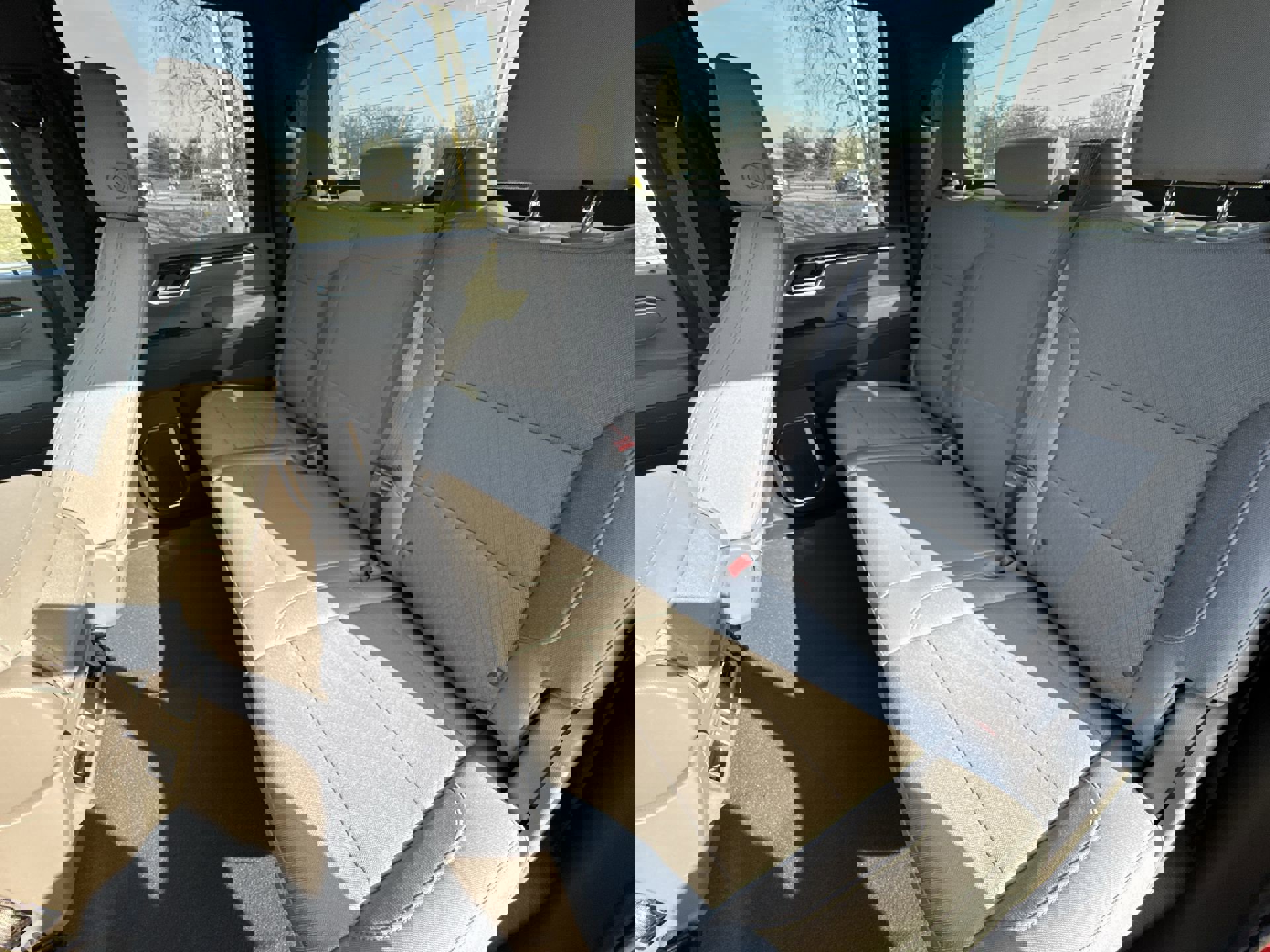 Used 2025 GMC Sierra 2500 SLE image 23