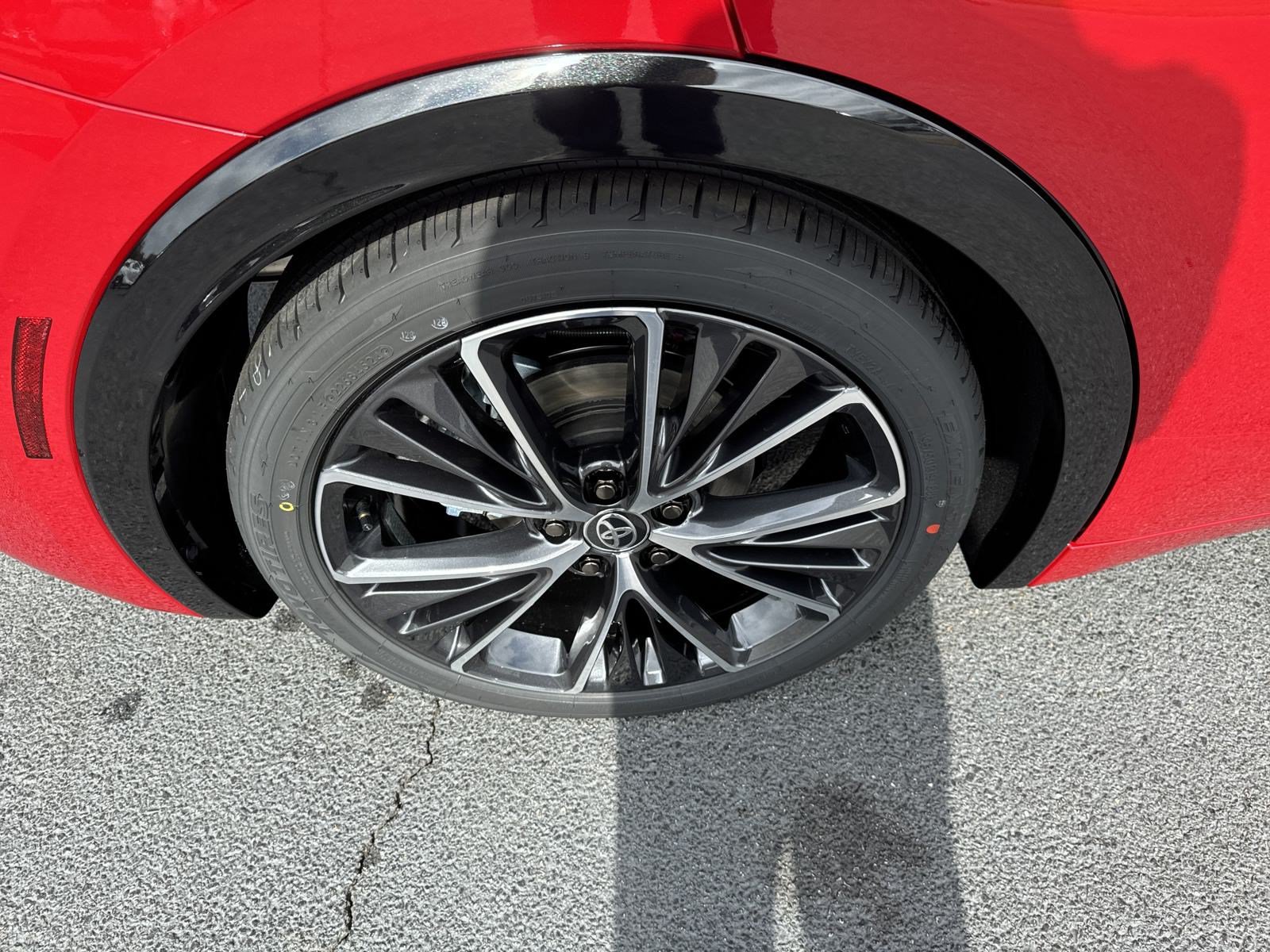 New 2024 Toyota Prius Limited FWD image 11