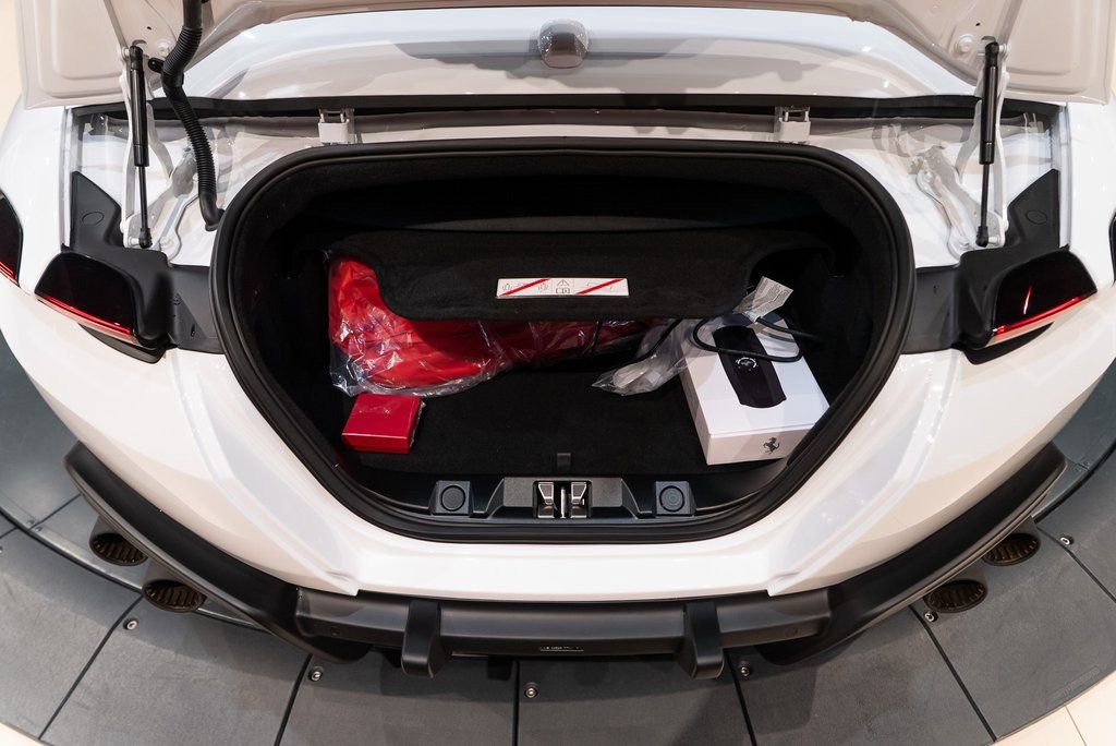 Used 2025 Ferrari Roma Spider image 18