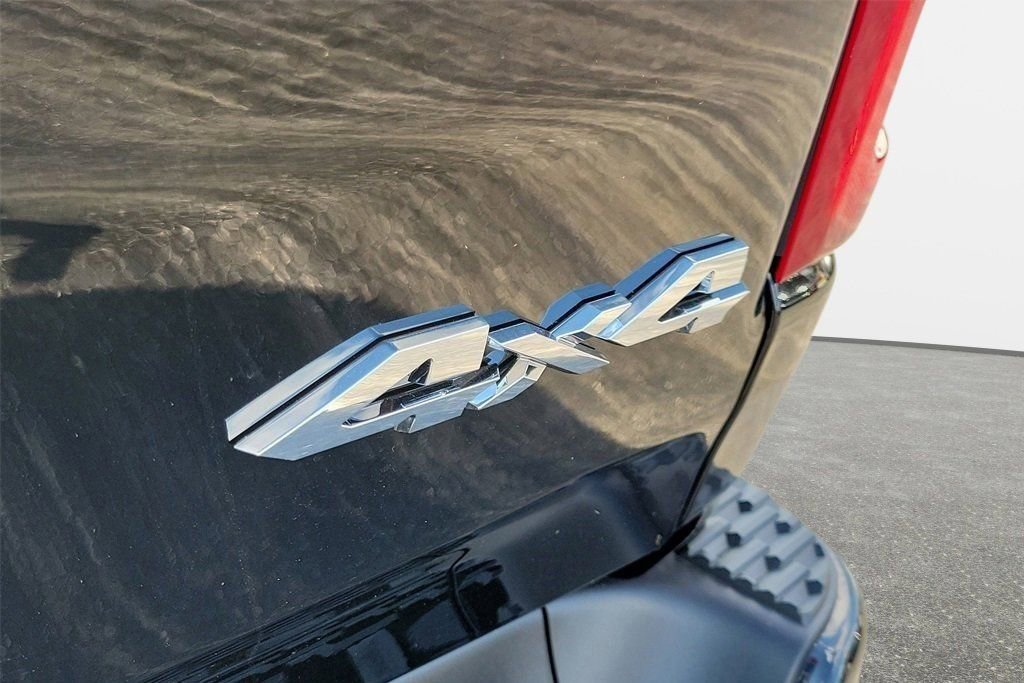 New 2026 RAM 1500 Laramie w/ Sport Appearance Package image 7