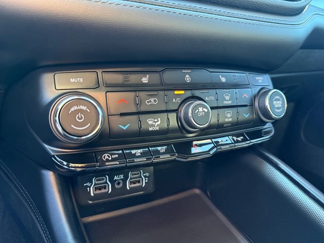 Used 2021 Dodge Durango GT AWD/4WD image 12