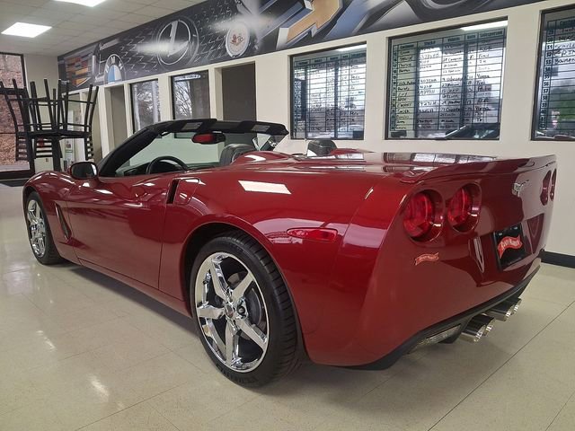 Used 2013 Chevrolet Corvette Convertible image 4