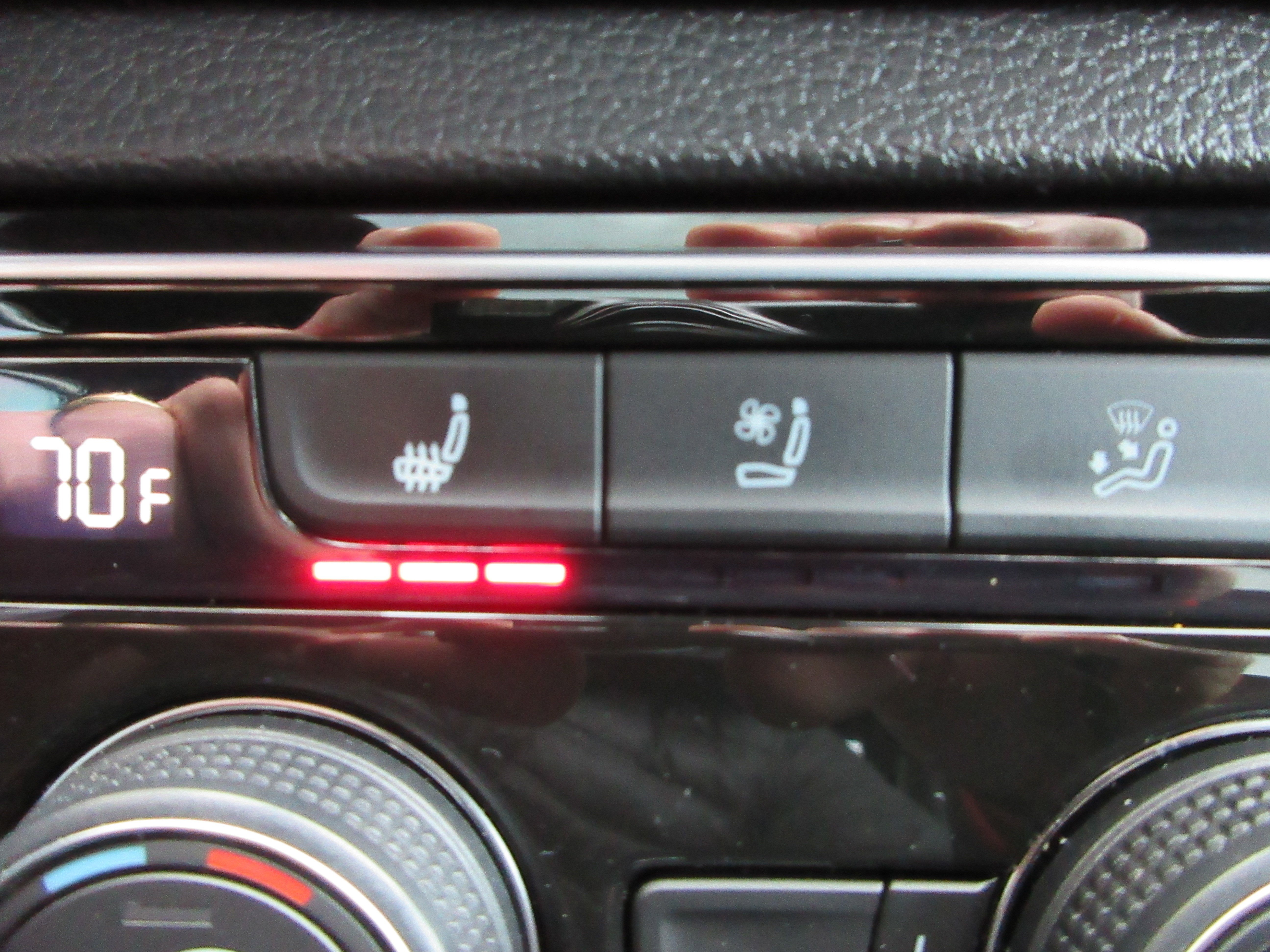 Used 2022 Volkswagen Atlas Cross Sport SEL Premium R-Line image 49