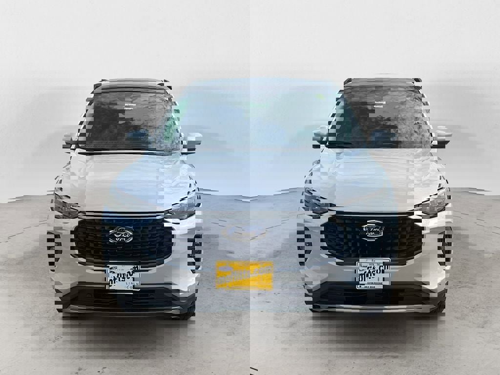 New 2025 Ford Escape Plug-in Hybrid w/ PHEV Premium Package image 2