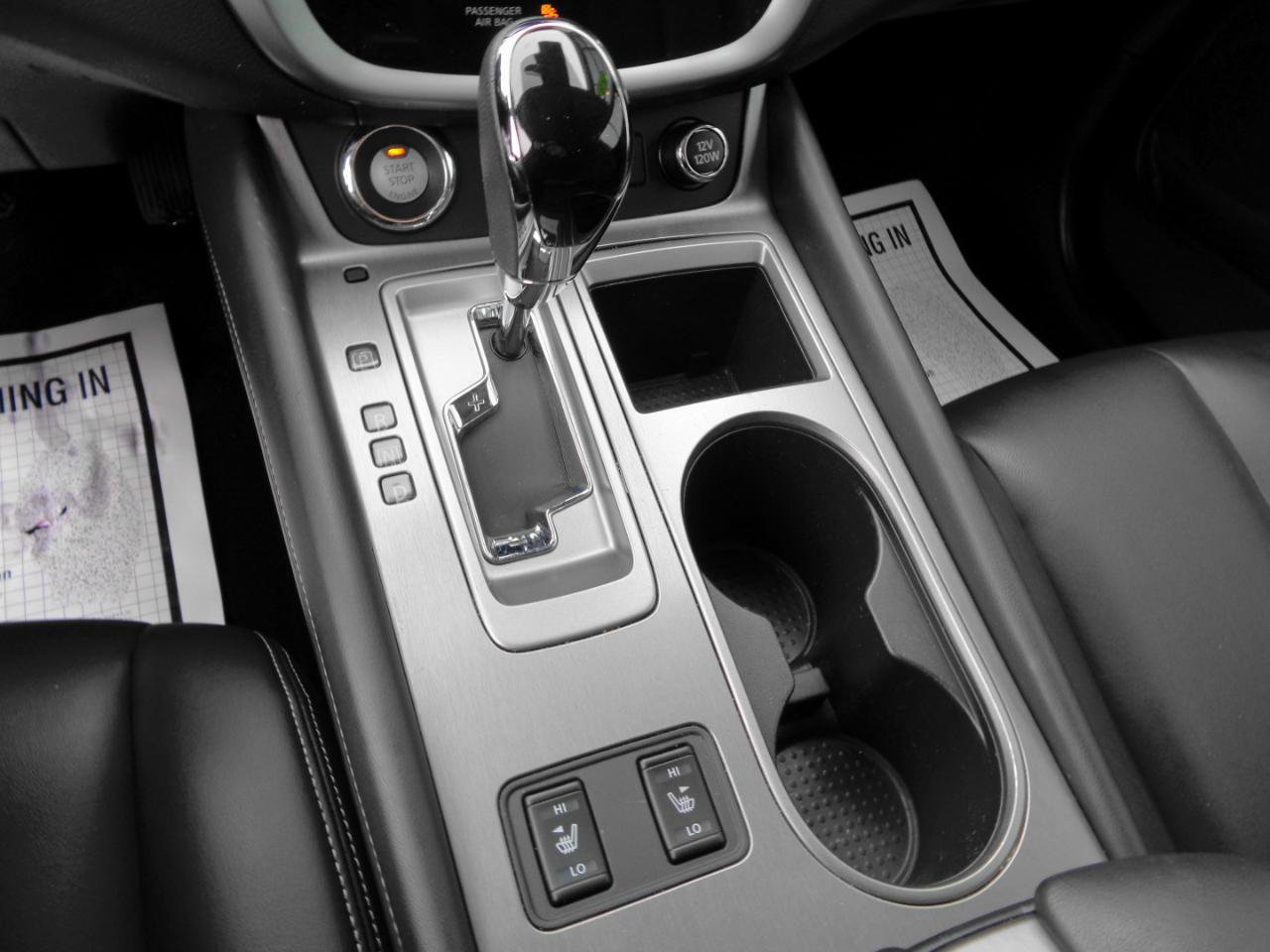 Used 2023 Nissan Murano SV w/ SV Midnight Edition Package image 12