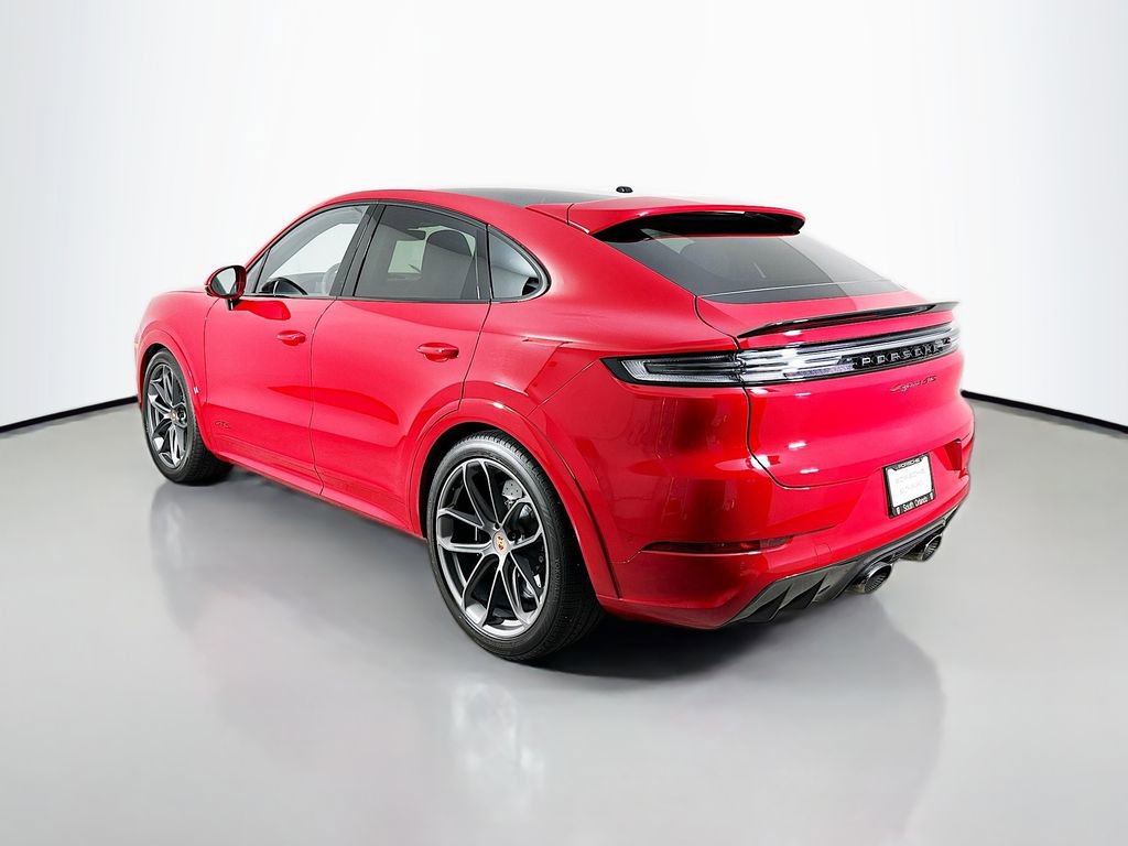 New 2025 Porsche Cayenne GTS image 3