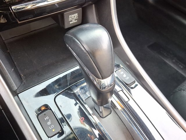 Used 2017 Honda Accord EX-L image 15